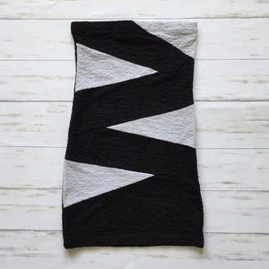 Black and White Bodycon dress